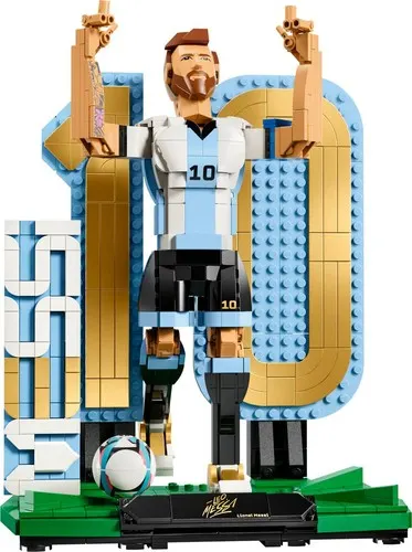 LEGO 43015 Lionel Messi – Football Legend